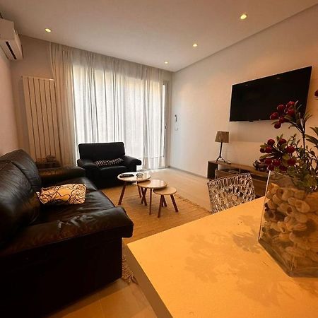 גמארת' App Avec Jardin Dans Un Hotel מראה חיצוני תמונה